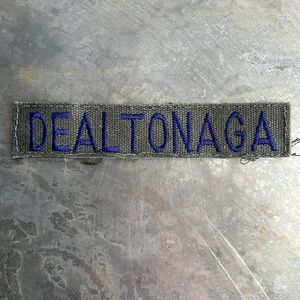 DEALTONAGA Embroidered Vintage ‘Army Green’ Military name tape patch